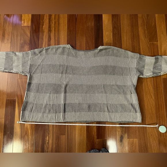 Easel | Boutique Oversized Striped Ribbed Sweater Gray Large - Picture 13 of 14